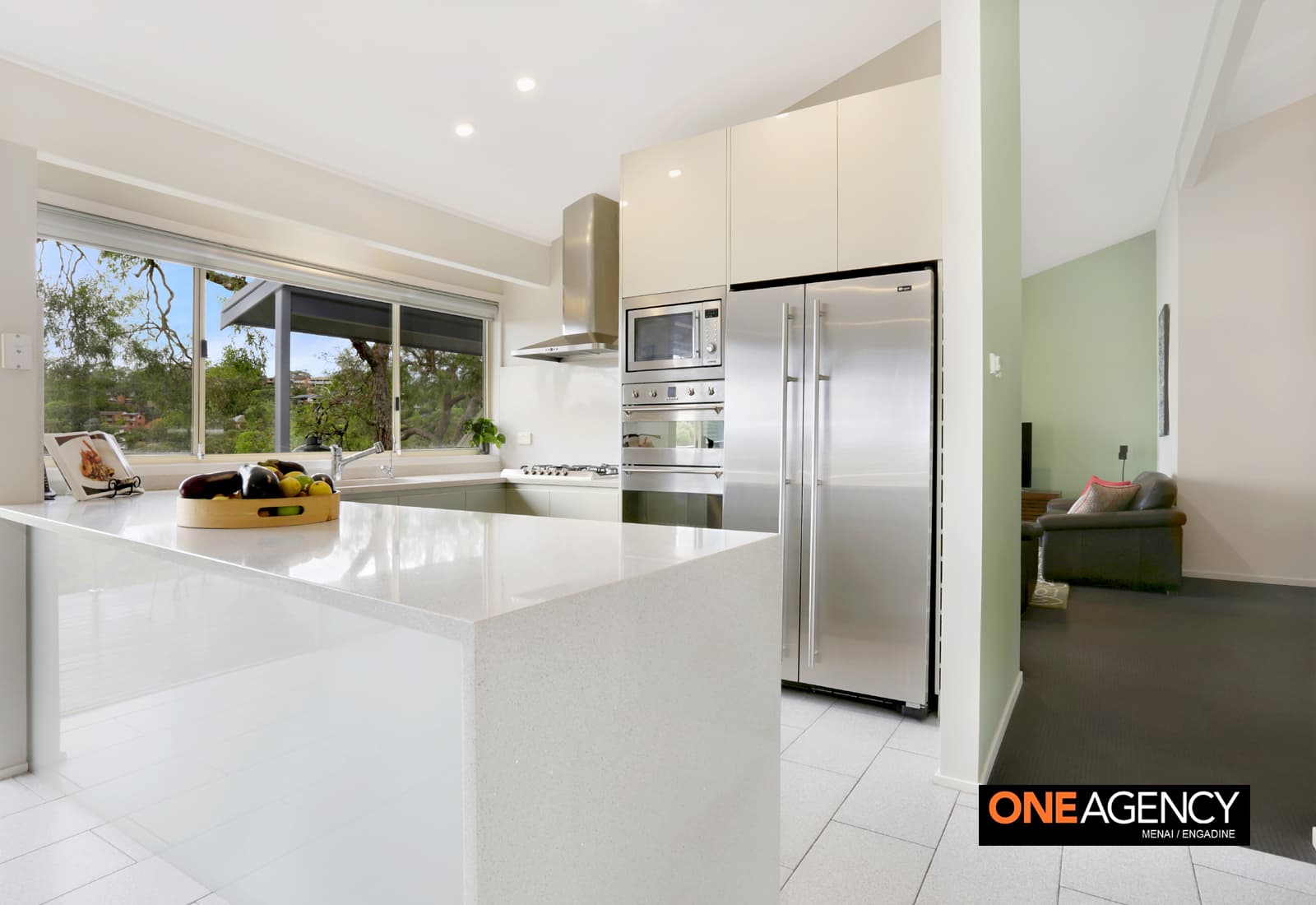17 McPherson Place, Illawong, Illawong - Thumbnail 6