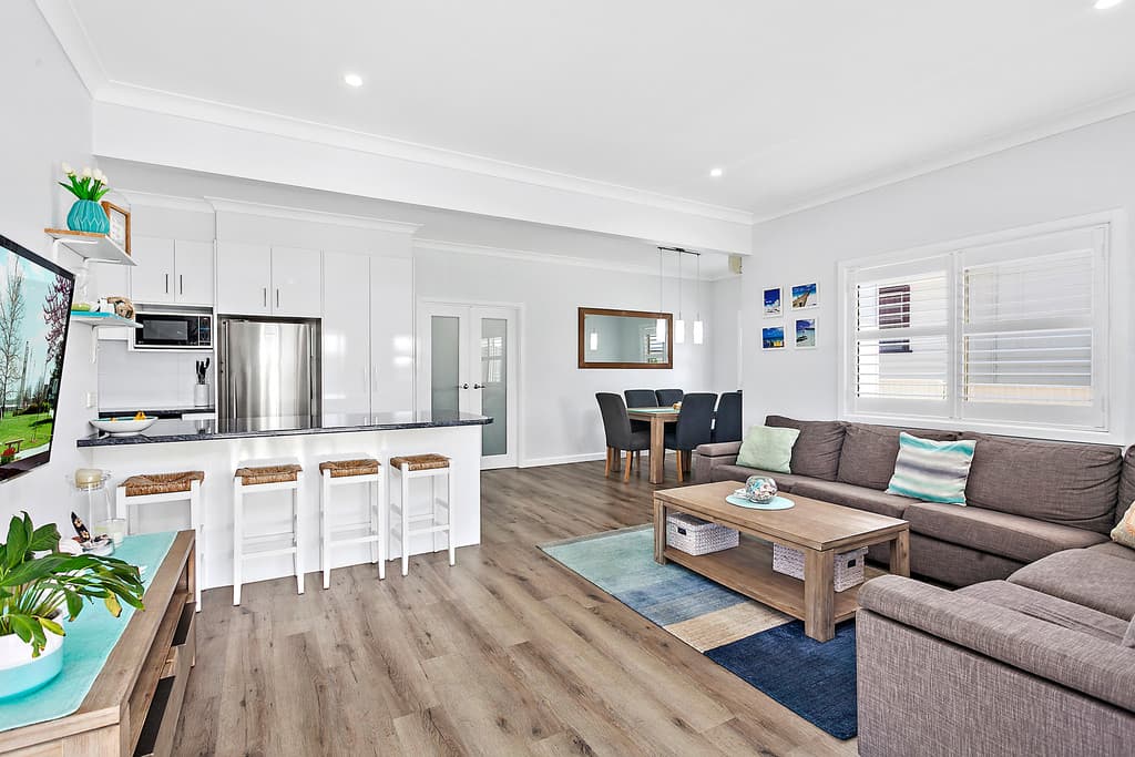 60 Illowra Crescent, Primbee, Primbee - Thumbnail 2