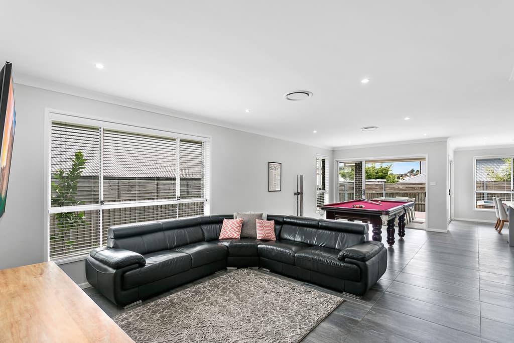 17 Yellow Rock Road, Tullimbar, Tullimbar - Thumbnail 3