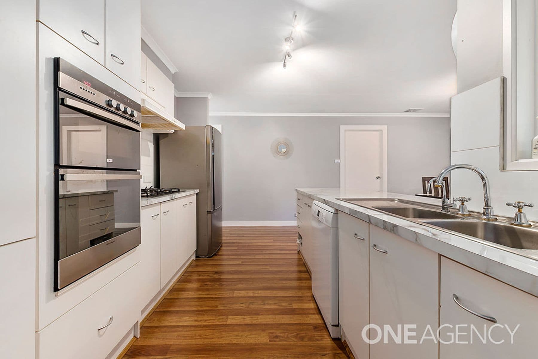 63  Davenport Drive, Sunbury, Sunbury - Thumbnail 2