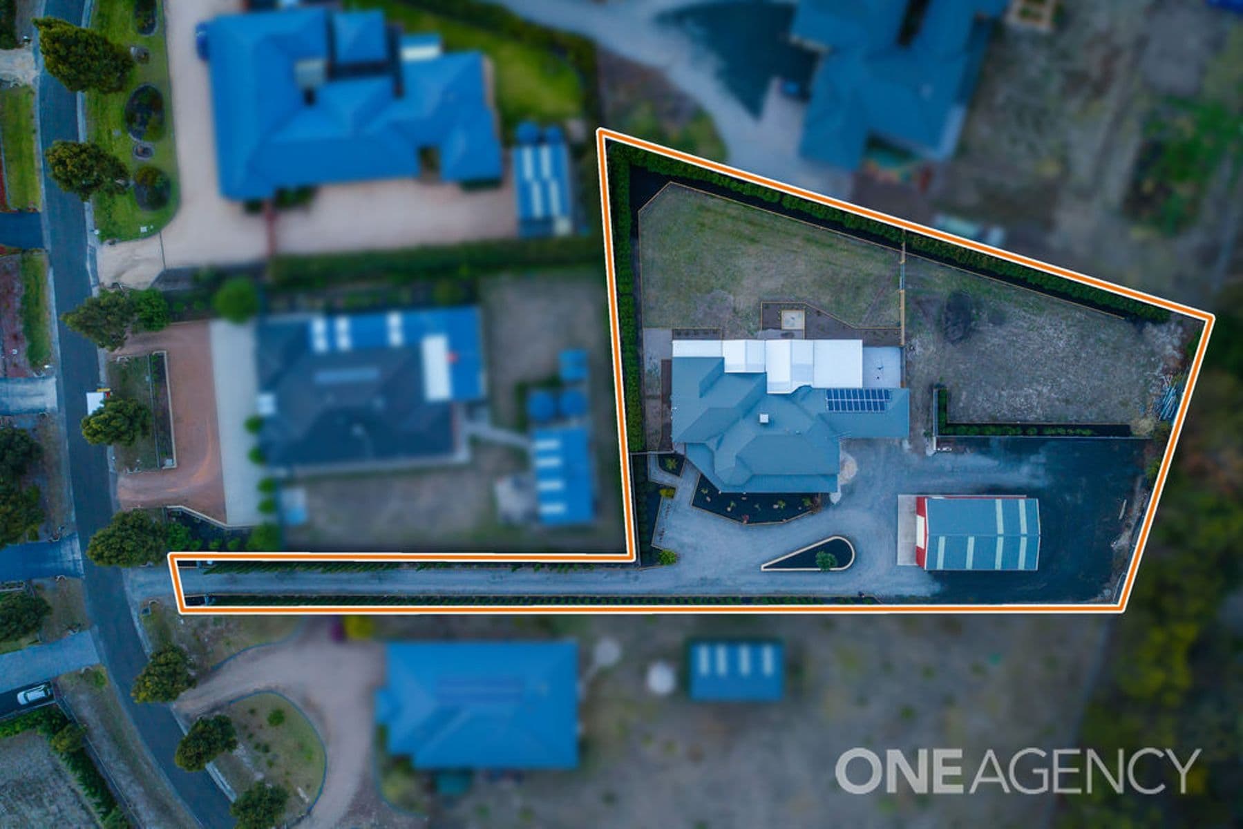 62  Highgrove Drive, Sunbury, Sunbury - Thumbnail 3