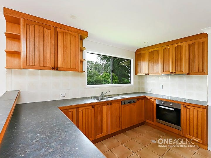 6 Serly Court, Bellbird Park, Bellbird Park - Thumbnail 5