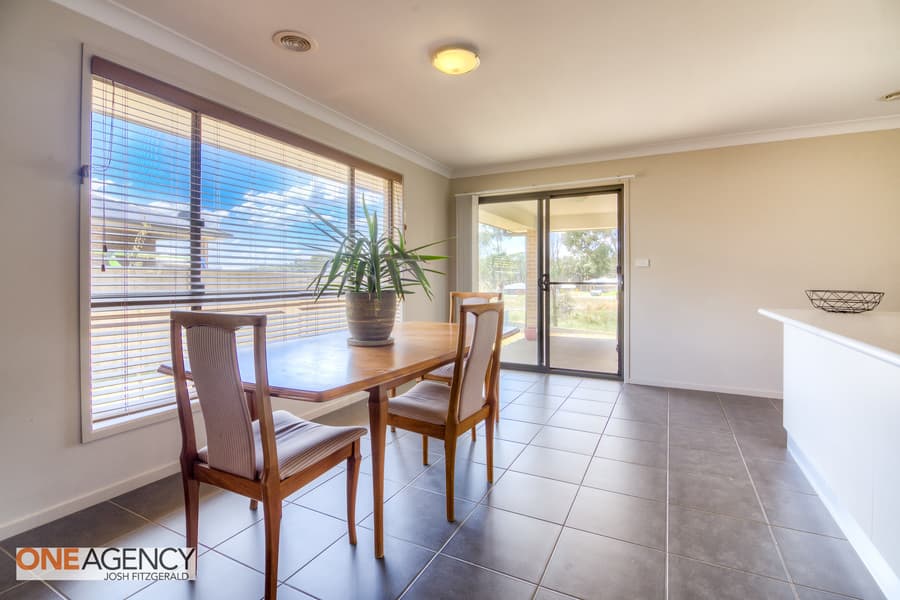 12 Downey Crescent, Orange, Orange - Thumbnail 3