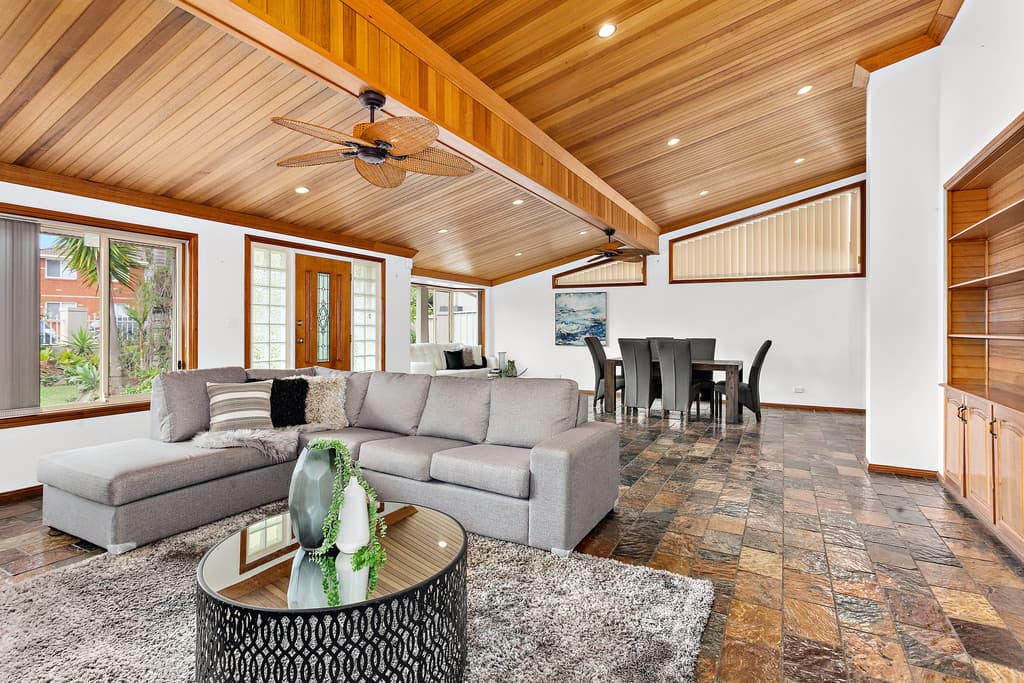 32 Peterborough Avenue, Lake Illawarra, Lake Illawarra - Thumbnail 4