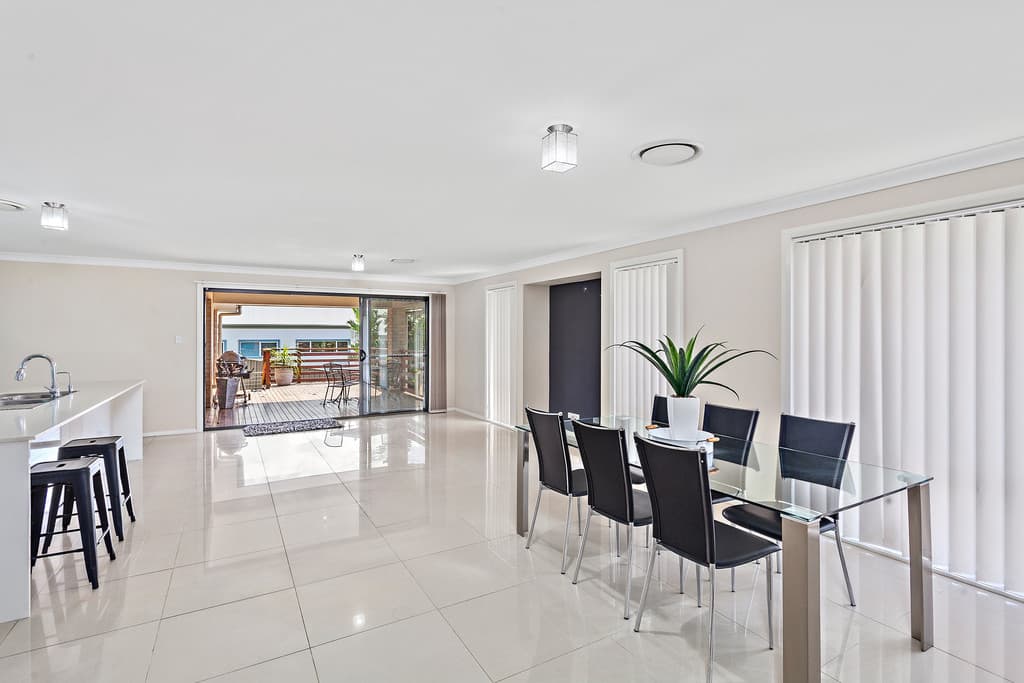 132 Shearwater Drive, Lake Heights, Lake Heights - Thumbnail 4