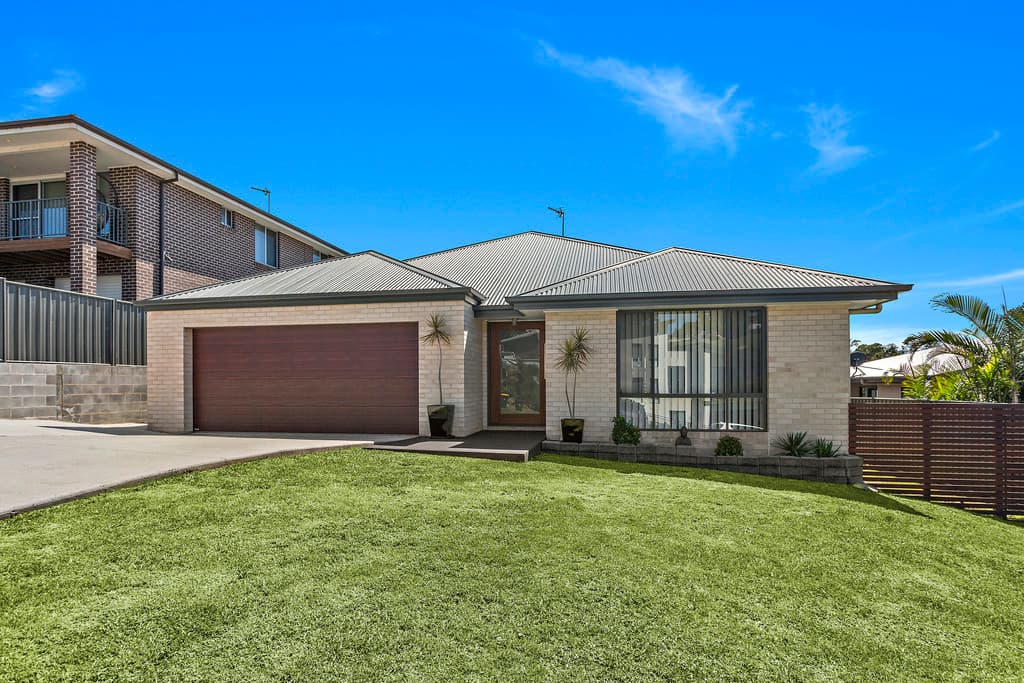 132 Shearwater Drive, Lake Heights, Lake Heights - Image 1
