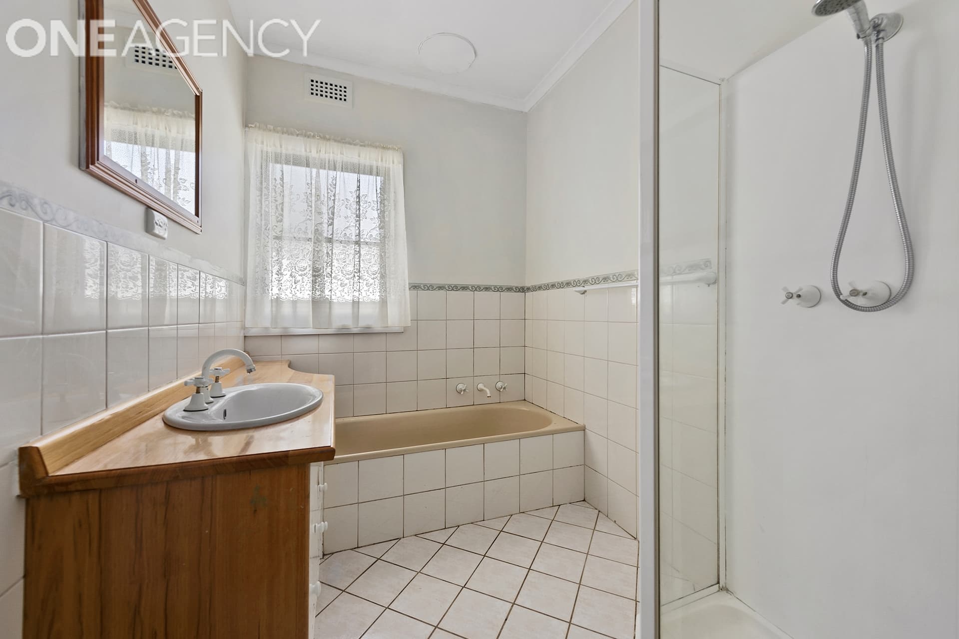 147 David Street, East Devonport, East Devonport - Thumbnail 6