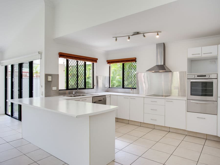 9 Asperia Street, Reedy Creek, Reedy Creek - Image 1
