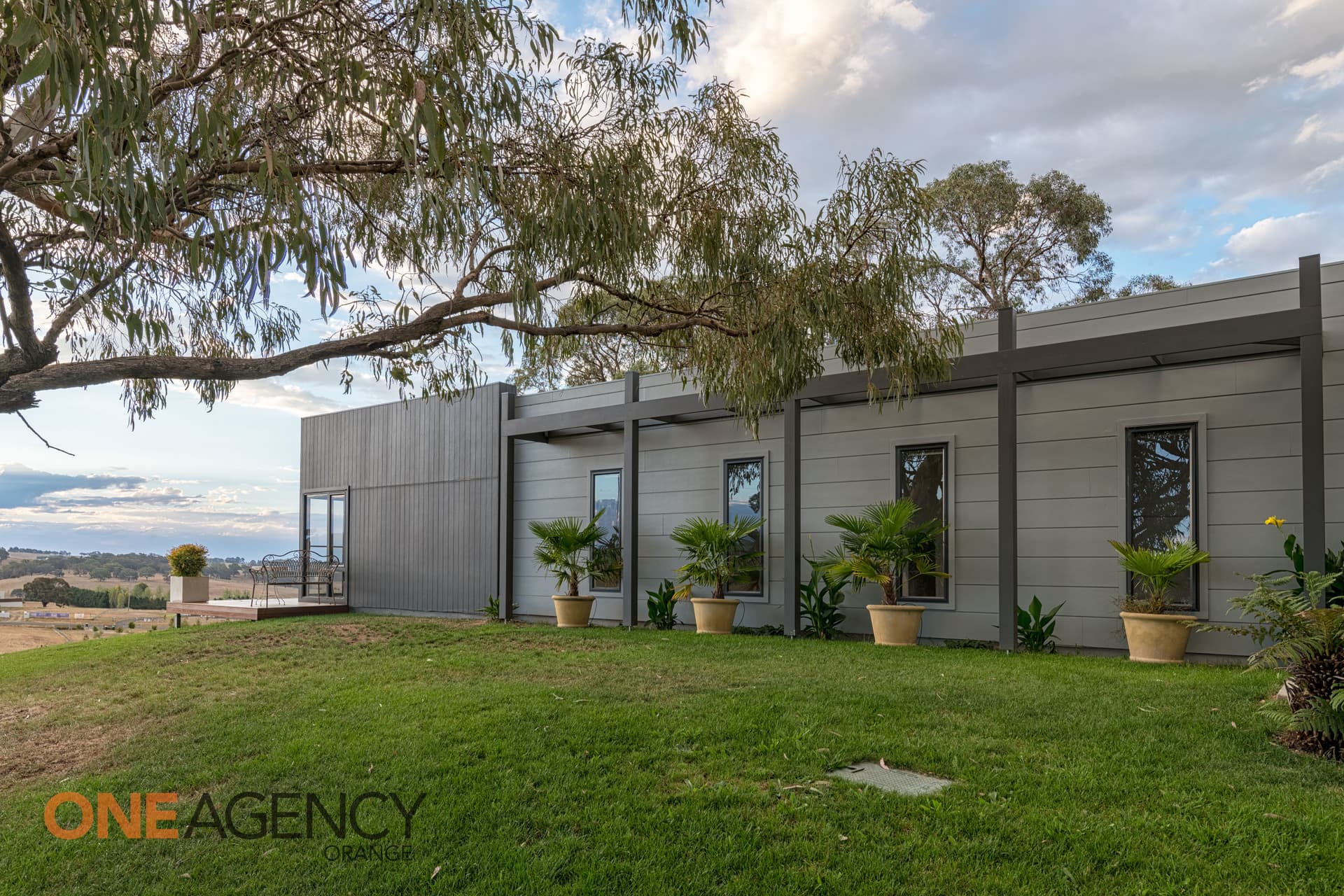 36 Connemara Drive, Orange, Orange - Thumbnail 3
