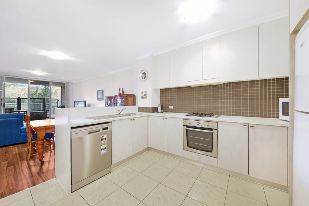 22/80 John Whiteway Drive, Gosford, Gosford - Thumbnail 4