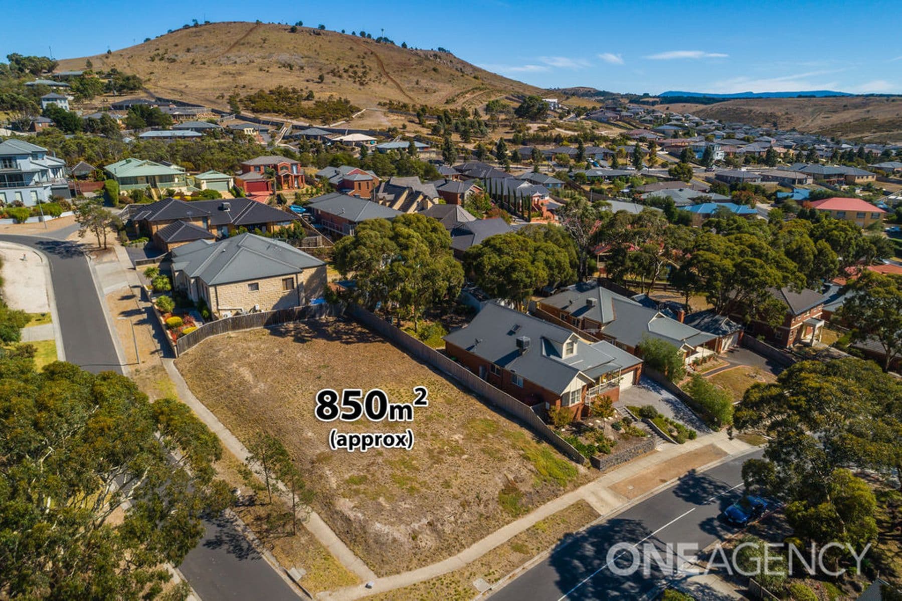 62 Fullwood Drive, Sunbury, Sunbury - Thumbnail 7