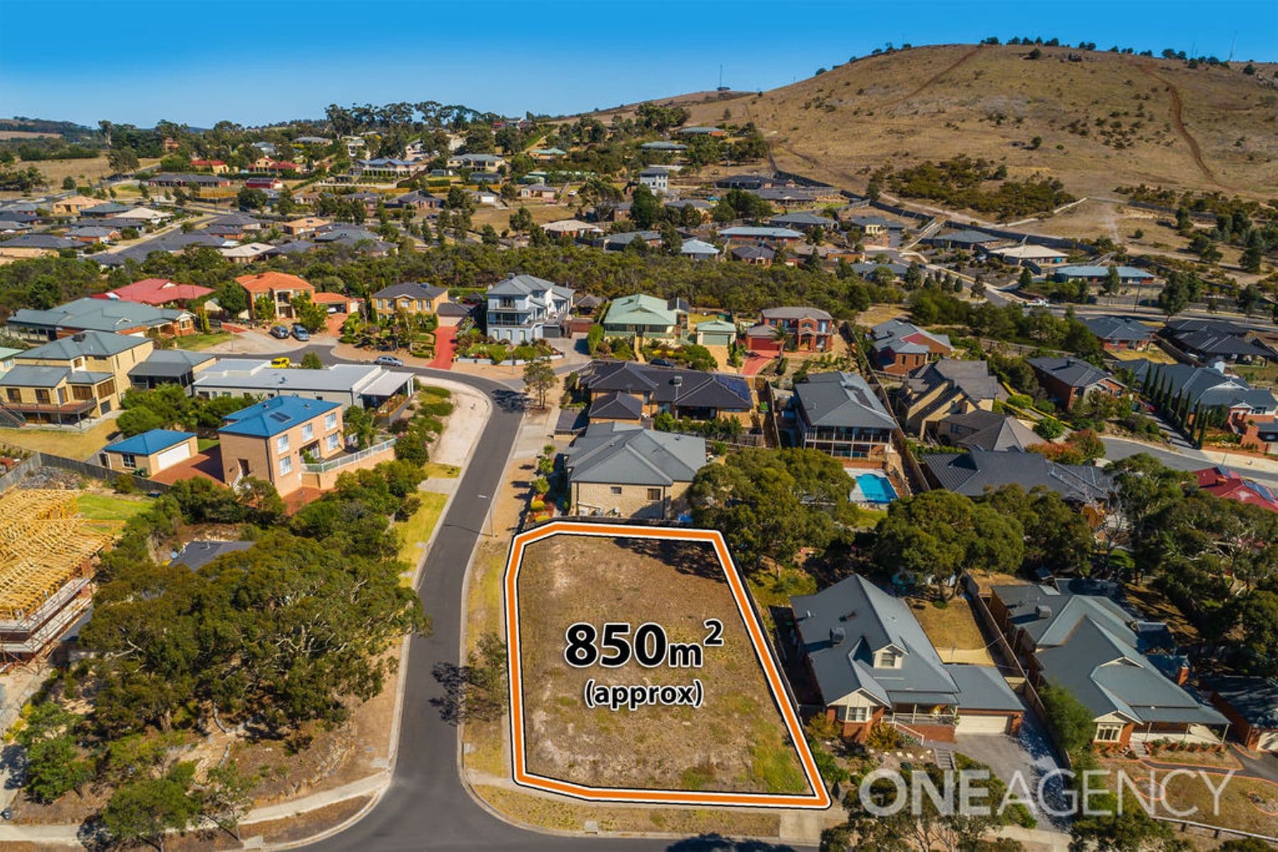 62 Fullwood Drive, Sunbury, Sunbury - Thumbnail 8