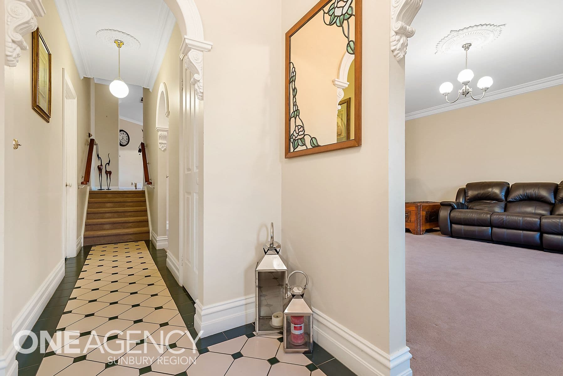 5 Kelbourne Grove, Sunbury, Sunbury - Thumbnail 7