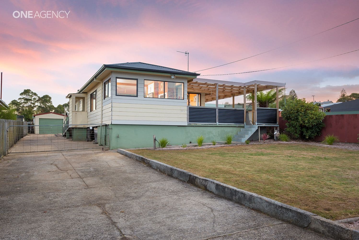28 Abbott Street, Upper Burnie, Upper Burnie - Thumbnail 2