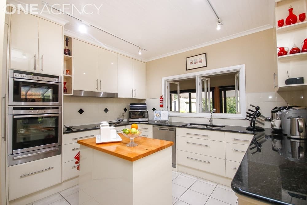 314 Sheffield Road, South Spreyton, South Spreyton - Thumbnail 3
