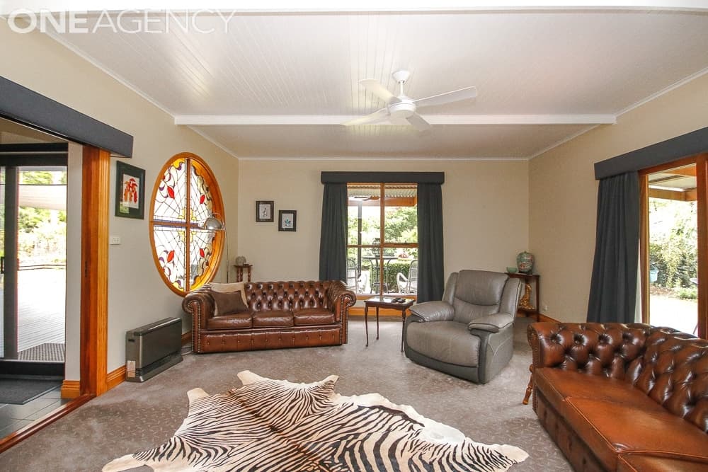 314 Sheffield Road, South Spreyton, South Spreyton - Thumbnail 8