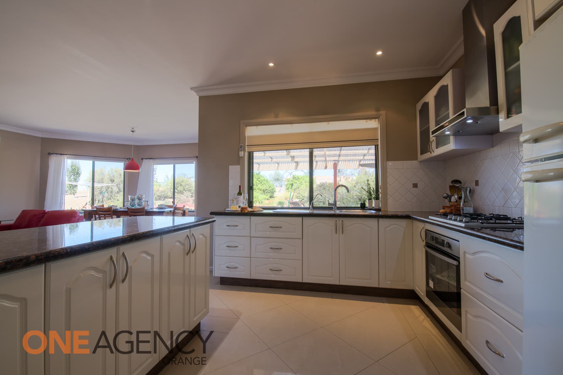 5 John Carroll Lane, Orange, Orange - Thumbnail 6