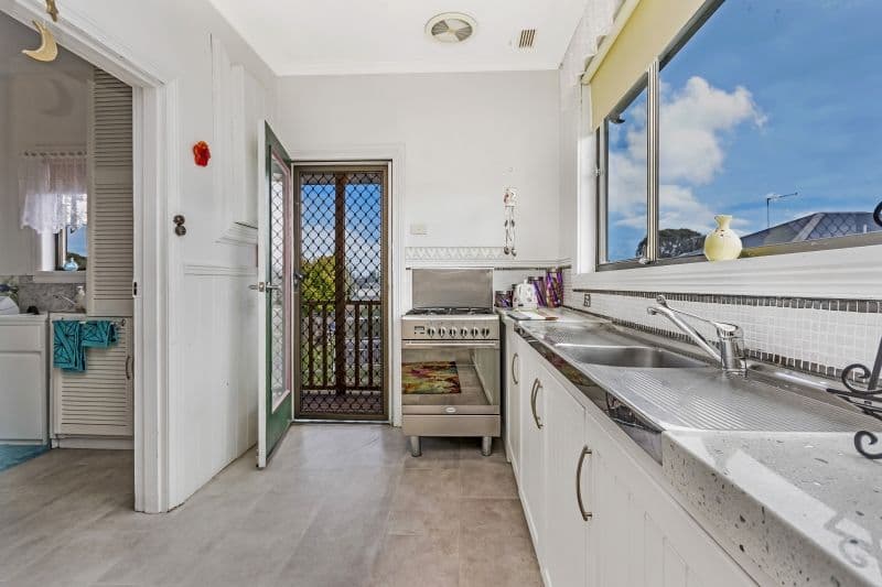 85 George Town Road, Newnham, Newnham - Thumbnail 2