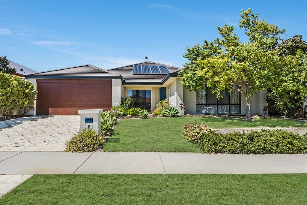 8 Bramshott Approach, Butler, Butler - Image 1