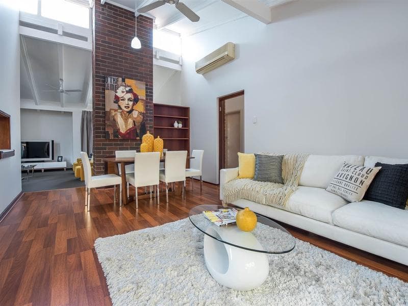 5 Wincanton Road, Karrinyup, Karrinyup - Image 1