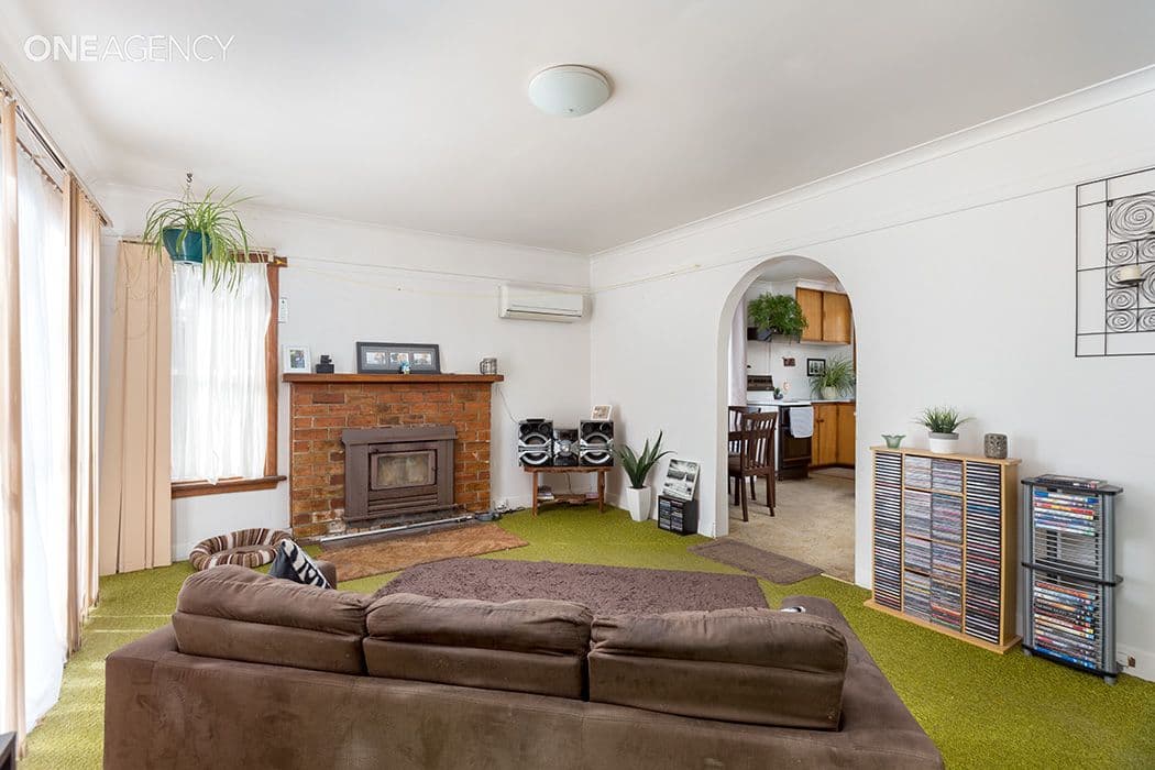 5 Seaside Crescent, Penguin, Penguin - Thumbnail 6