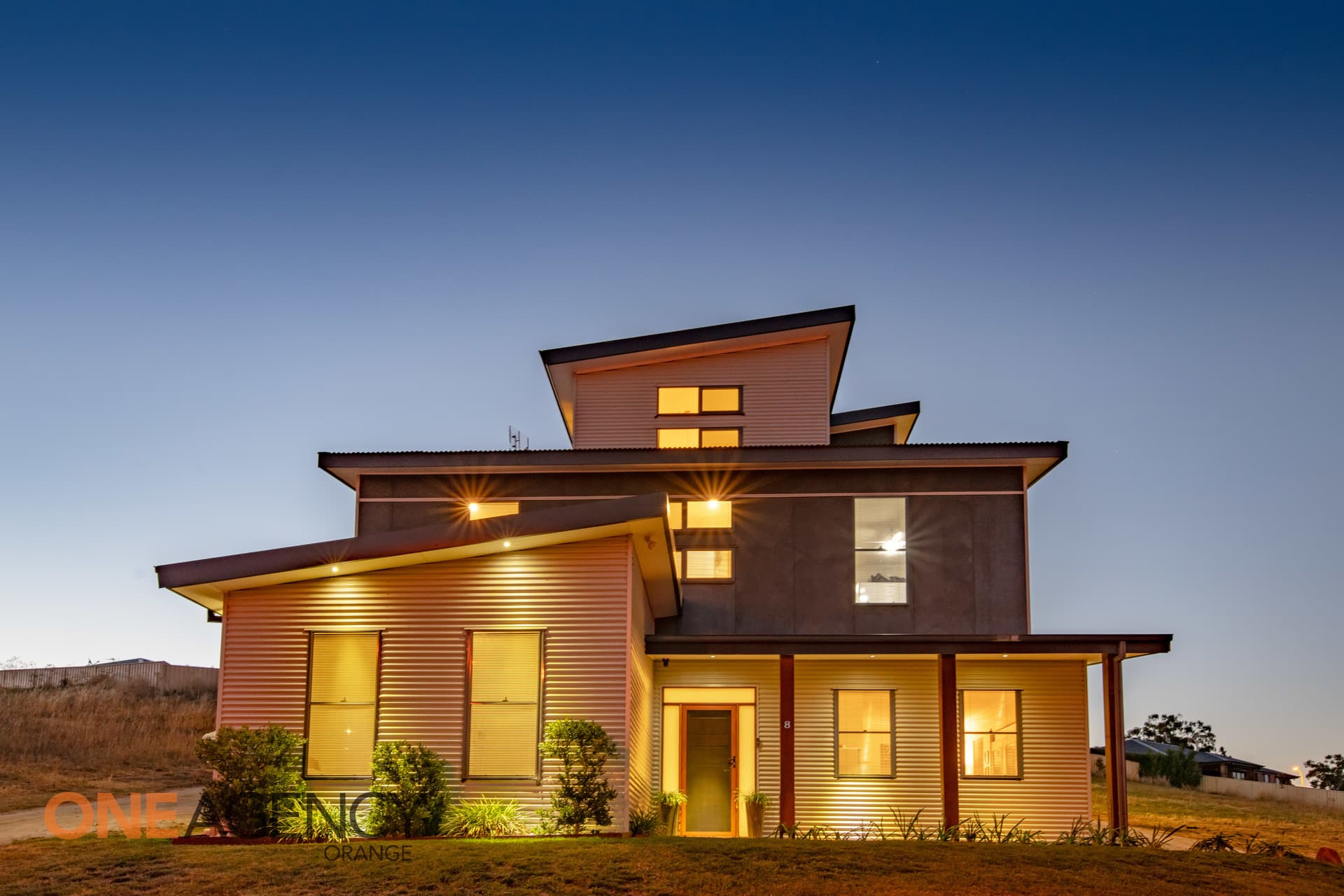 8 Isaac Drive, Orange, Orange - Thumbnail 2