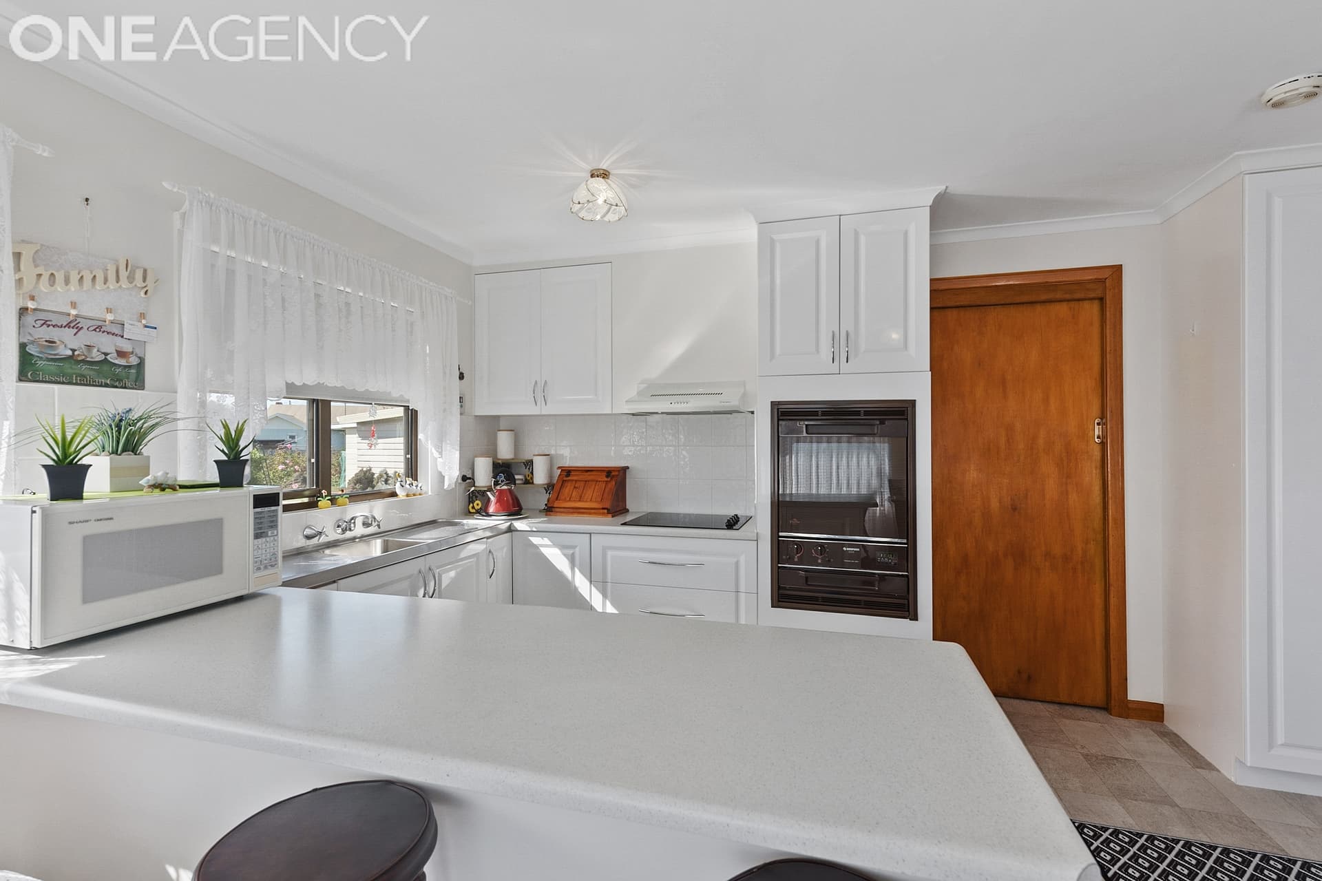7 Caringa Place, Devonport, Devonport - Thumbnail 3