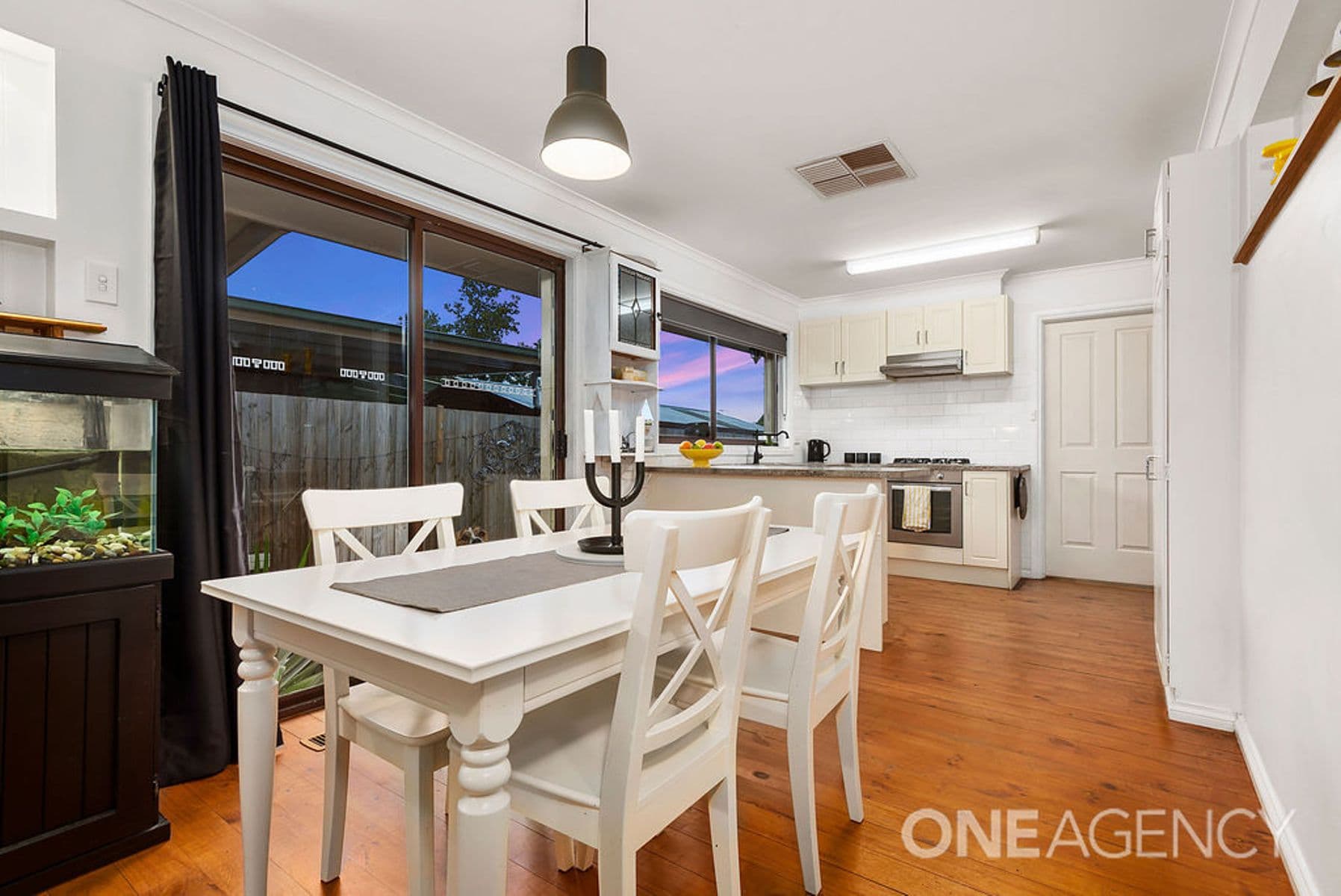585 Elizabeth Drive, Sunbury, Sunbury - Thumbnail 3