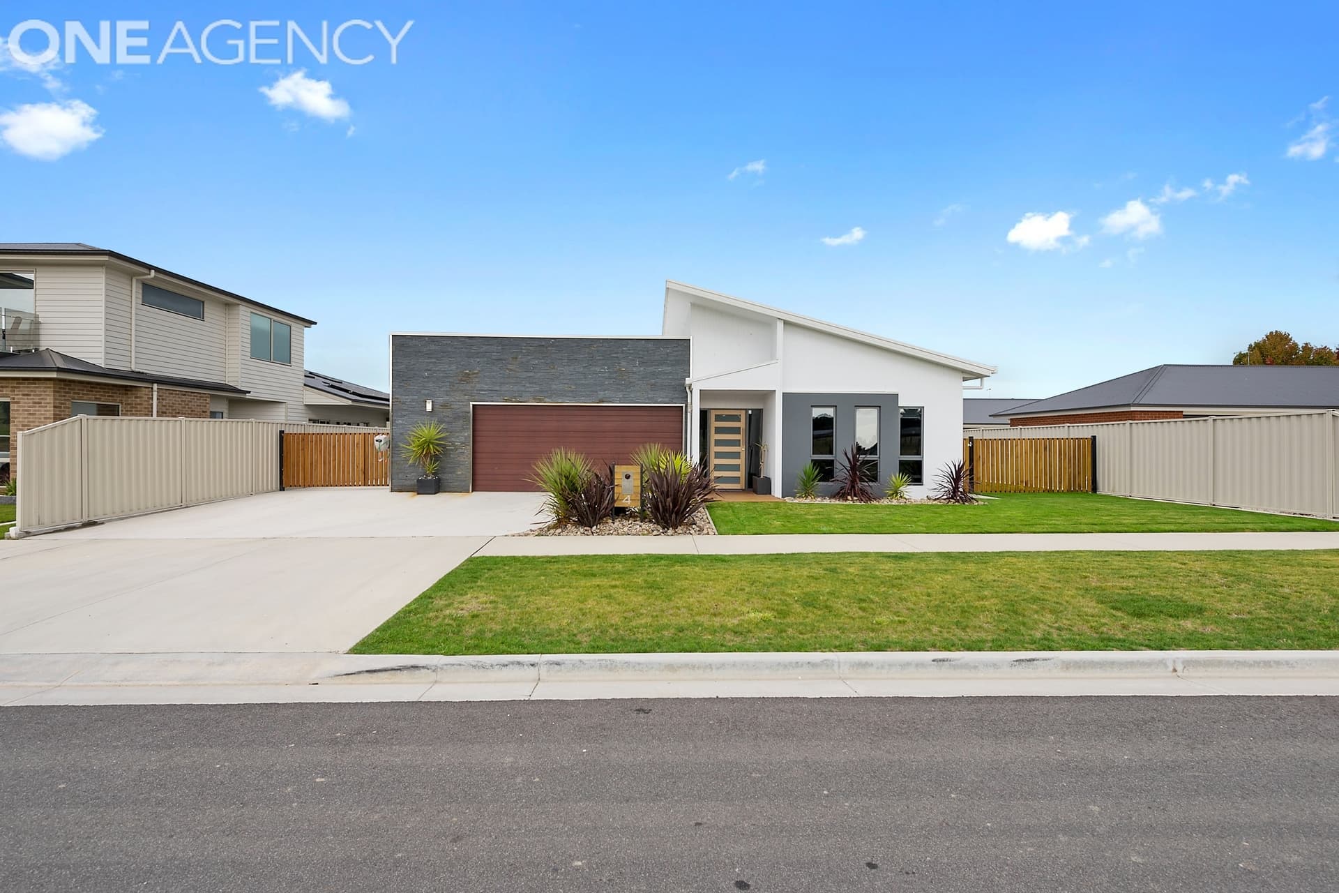 4 Robert Street, Latrobe, Latrobe - Image 1