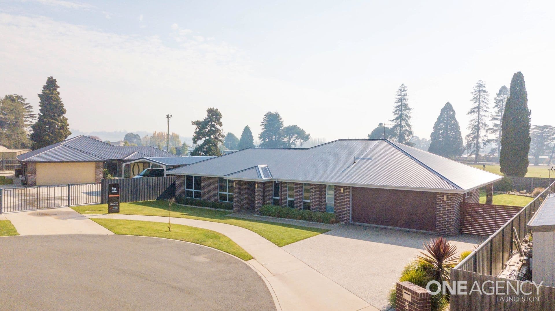 5 Carol Court, Westbury, Westbury - Thumbnail 2