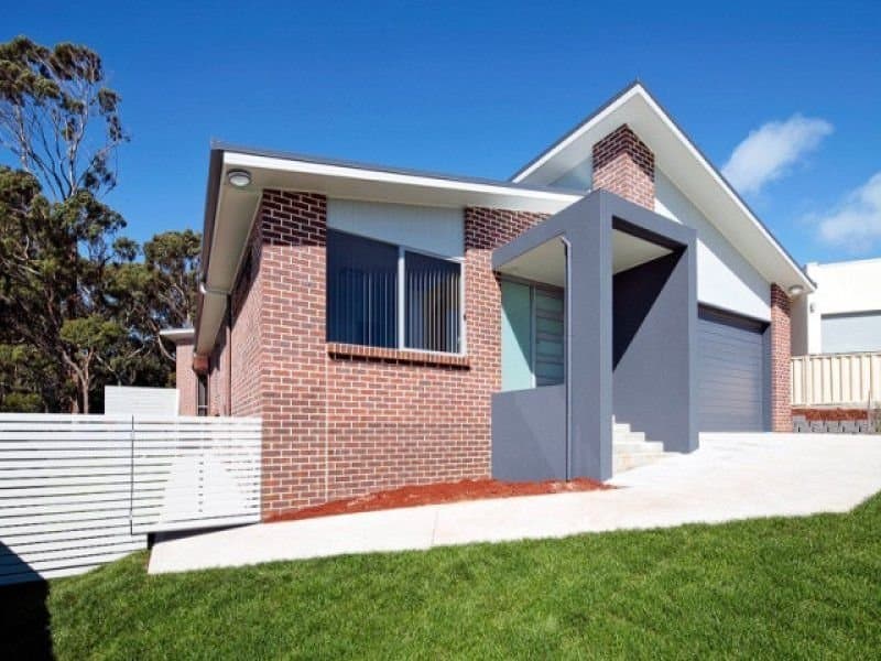 7 Leary Avenue, Stony Rise, Stony Rise - Image 1