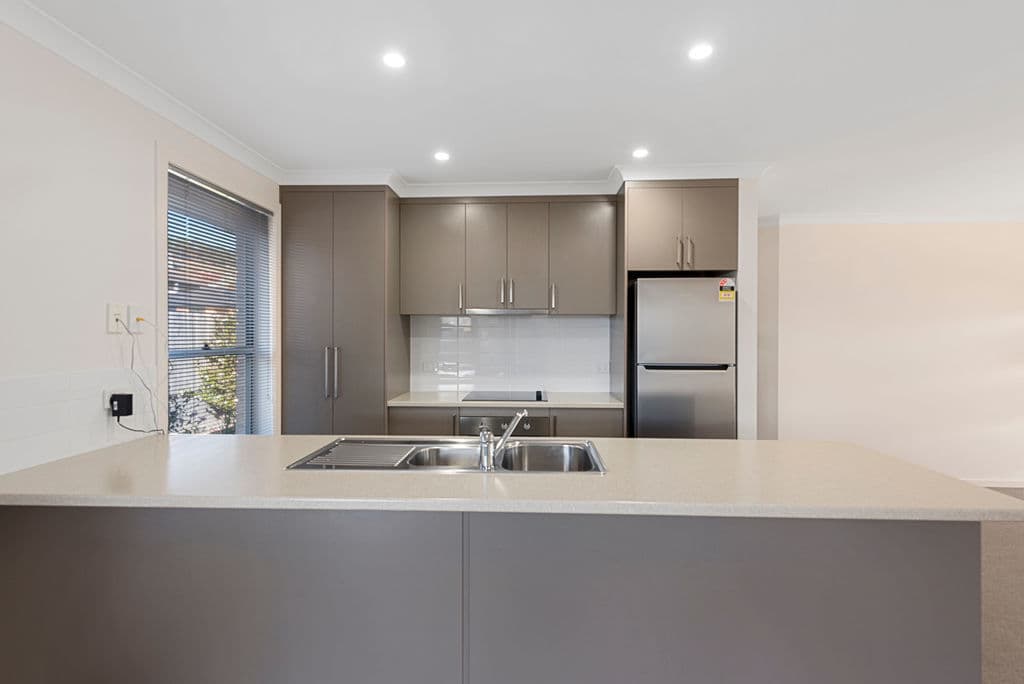 6/2-3 Washington Drive, Stony Rise, Stony Rise - Thumbnail 3
