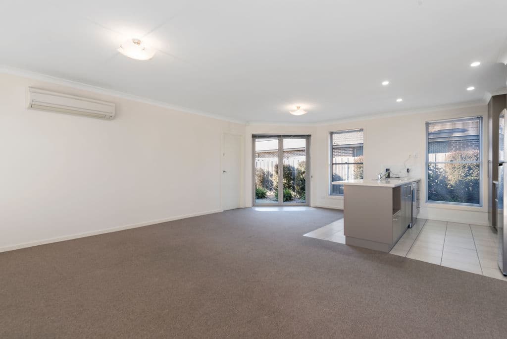 6/2-3 Washington Drive, Stony Rise, Stony Rise - Thumbnail 4