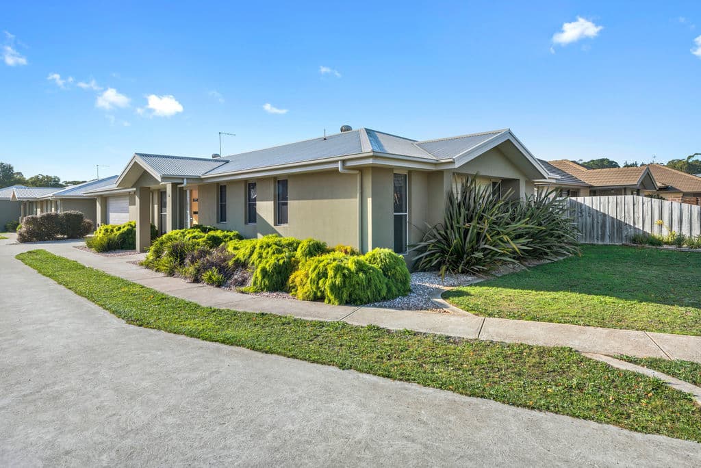 6/2-3 Washington Drive, Stony Rise, Stony Rise - Image 1