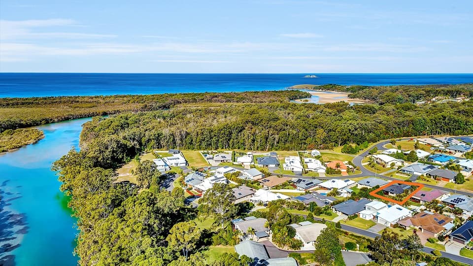 13 Estuary Drive, Moonee Beach, Moonee Beach - Image 1