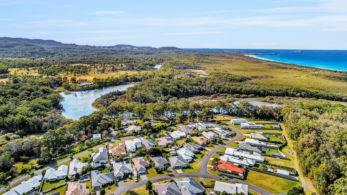13 Estuary Drive, Moonee Beach, Moonee Beach - Thumbnail 2