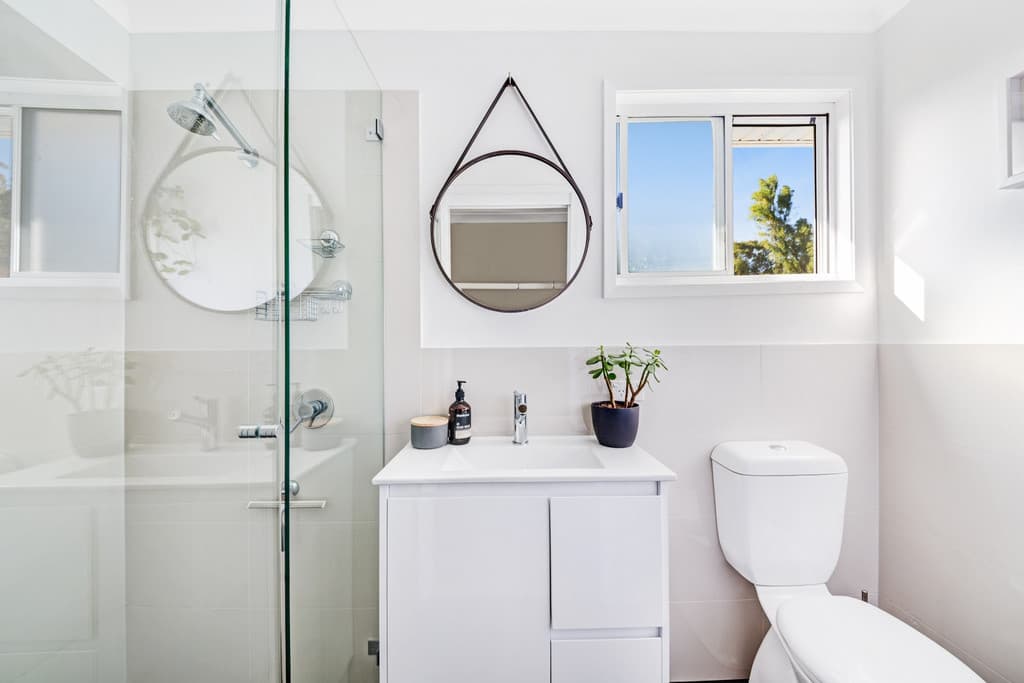 1 Northwind Avenue, Point Clare, Point Clare - Thumbnail 8
