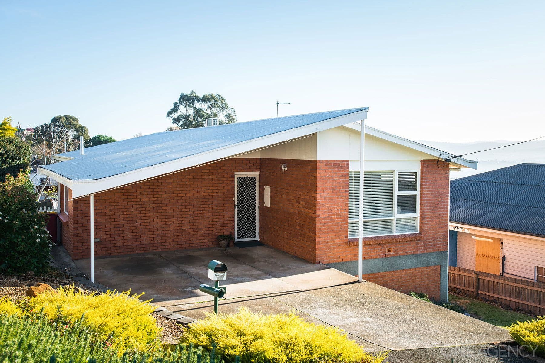 2B Delamere Crescent, Trevallyn, Trevallyn - Image 1