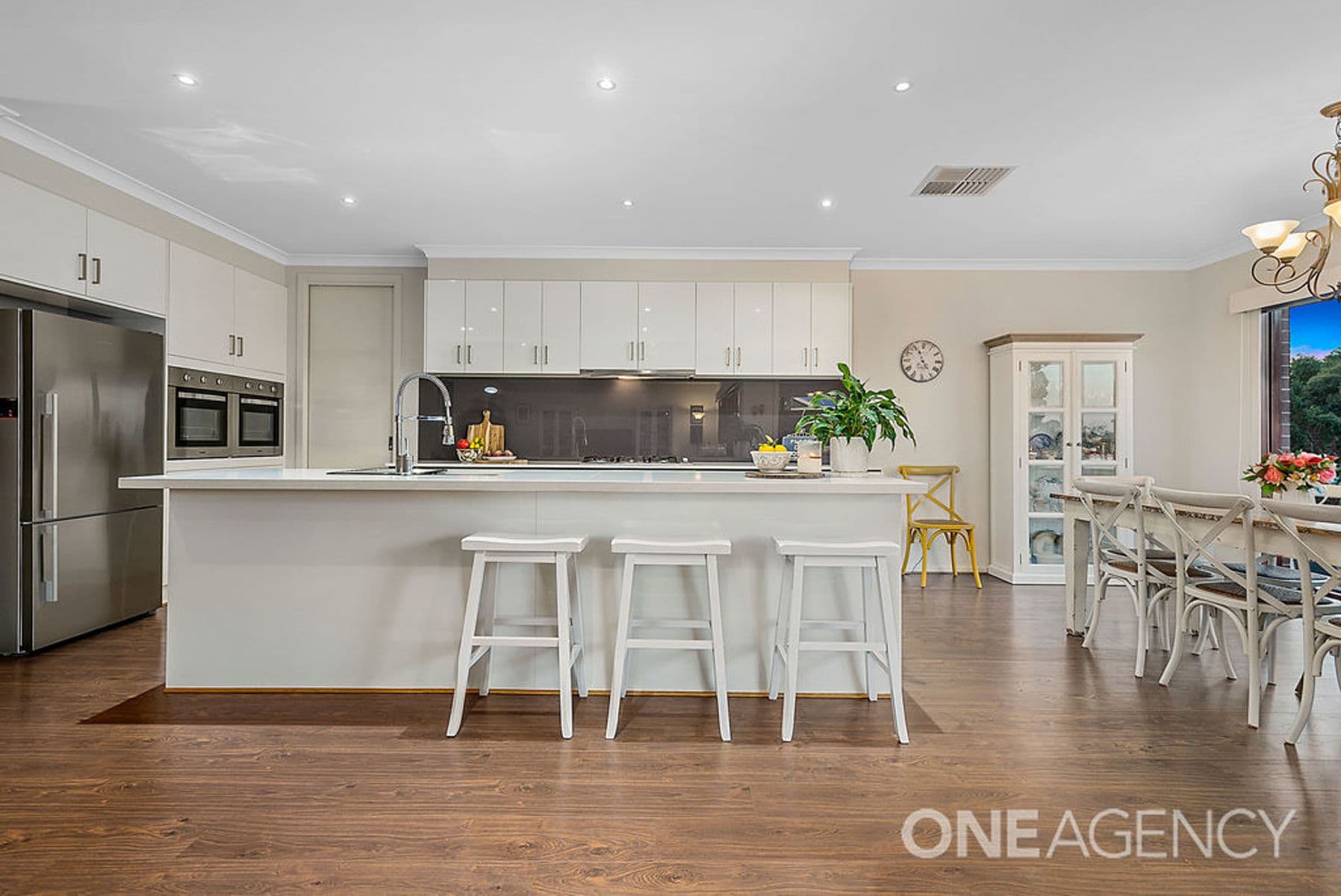 66 Aldridge Drive, Sunbury, Sunbury - Thumbnail 3