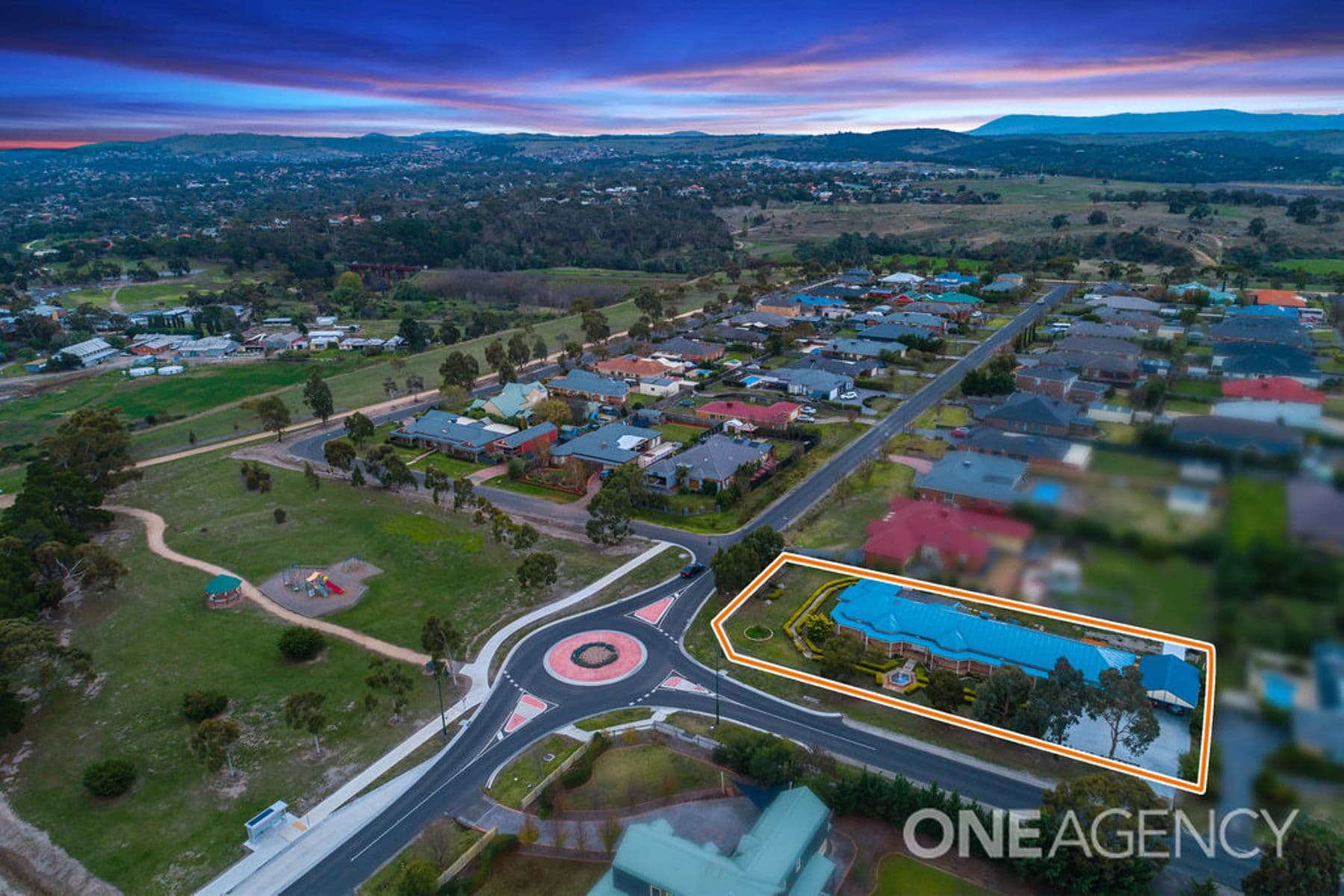 54 Curtis Avenue, Sunbury, Sunbury - Thumbnail 4