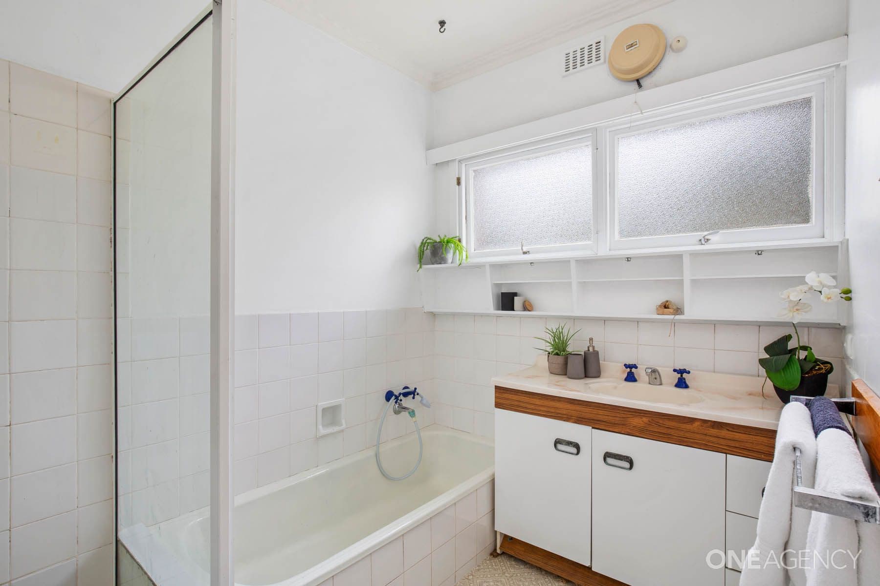 61 Dion Crescent, Riverside, Riverside - Thumbnail 8
