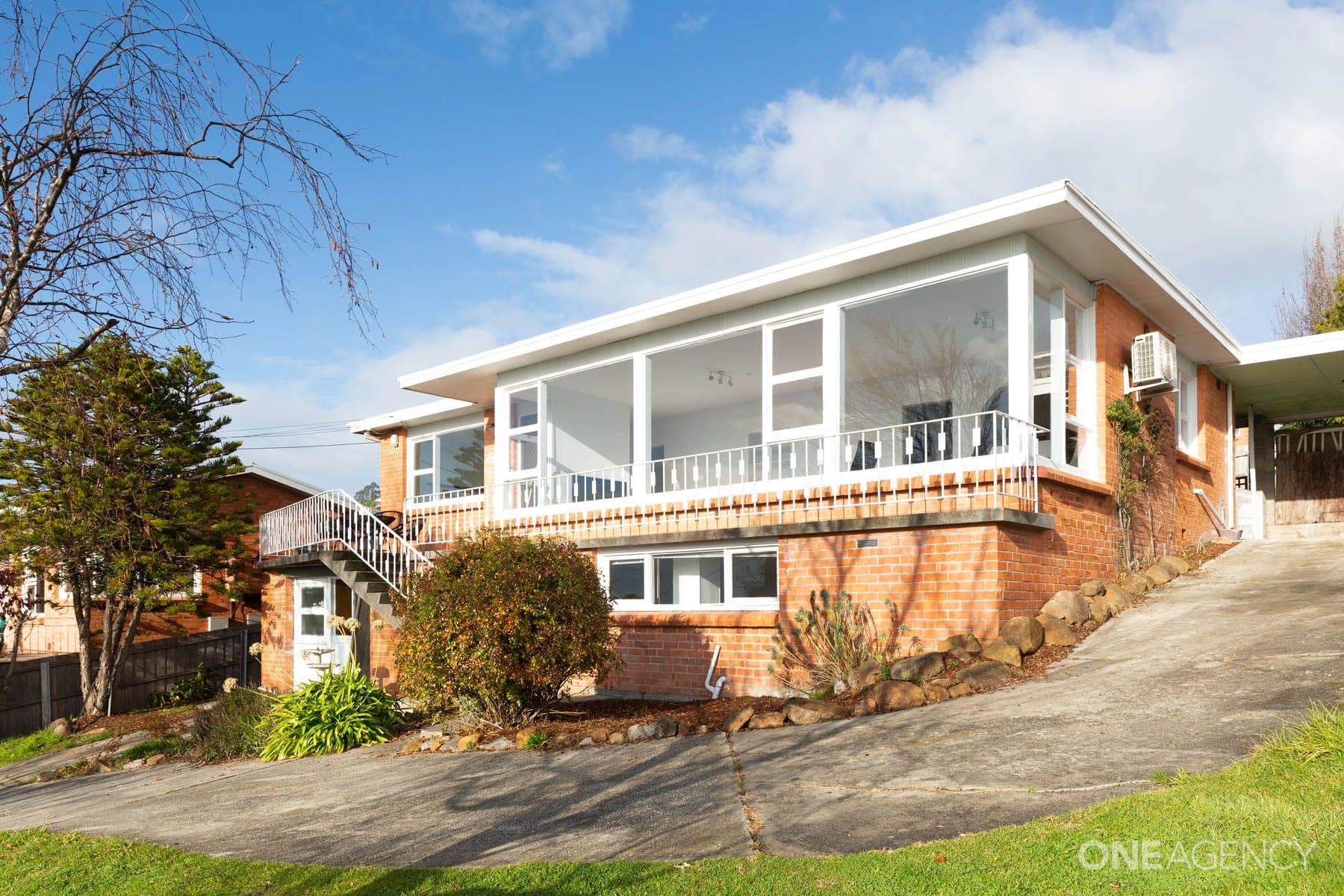 61 Dion Crescent, Riverside, Riverside - Image 1