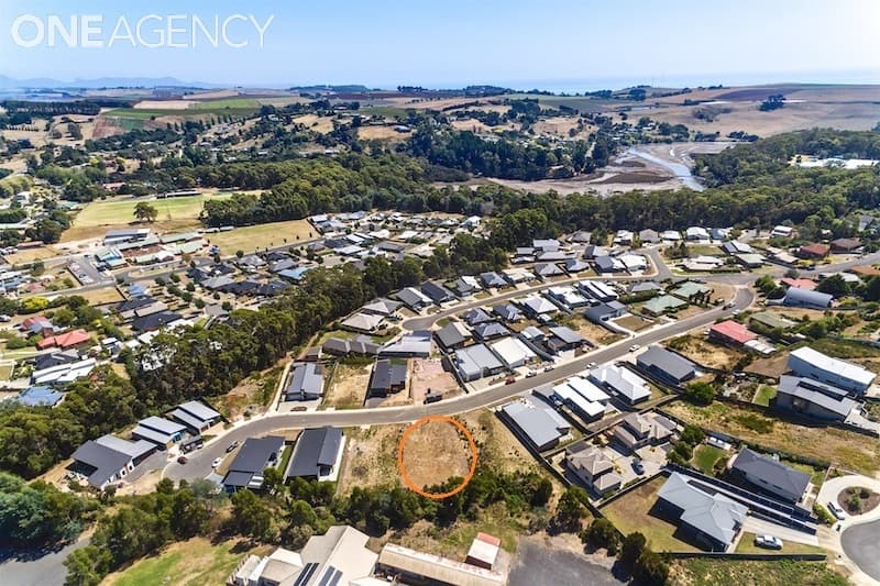 Tatiana Close, Devonport, Devonport - Thumbnail 2