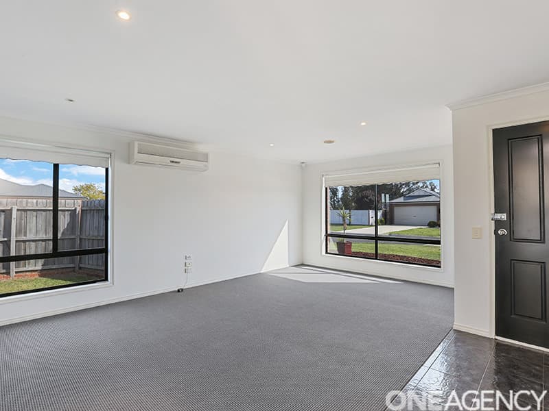 16 Bradley Place, Grovedale, Grovedale - Thumbnail 2