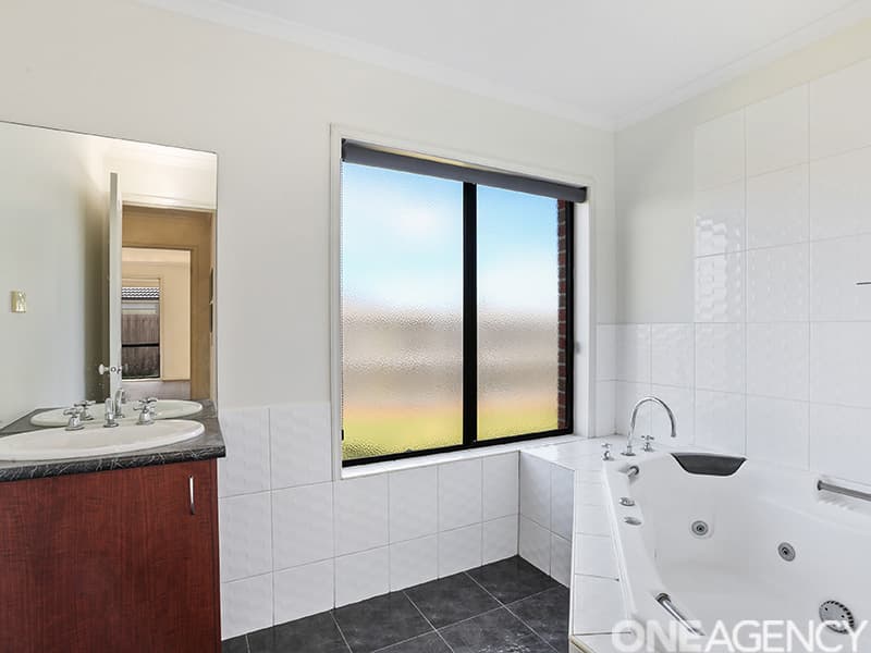 16 Bradley Place, Grovedale, Grovedale - Thumbnail 8