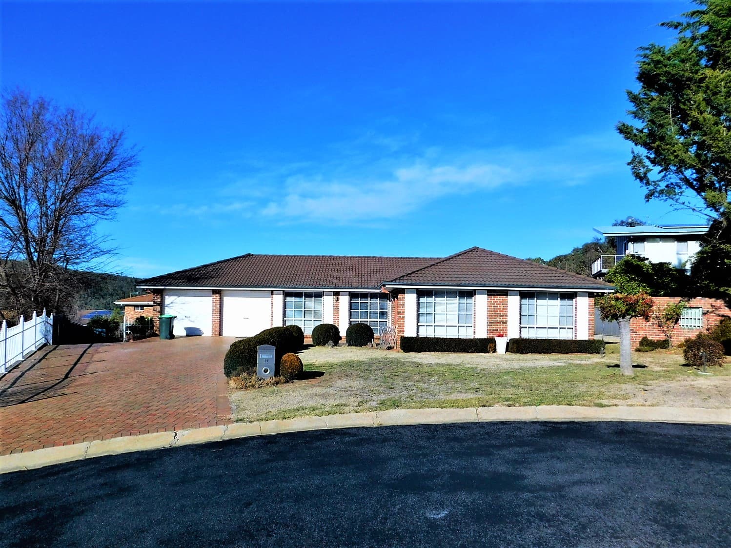 11 Stratos Place, Cooma, Cooma - Image 1