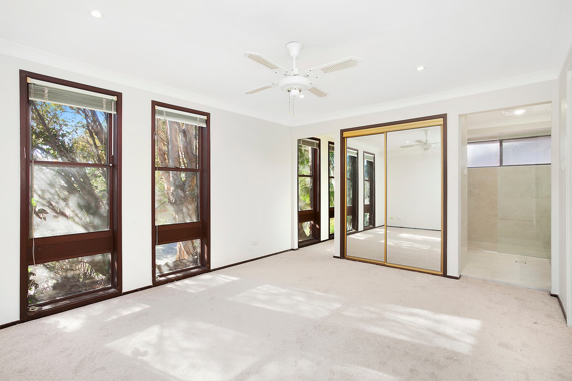18 Yarrabee Avenue, Bangor, Bangor - Thumbnail 4