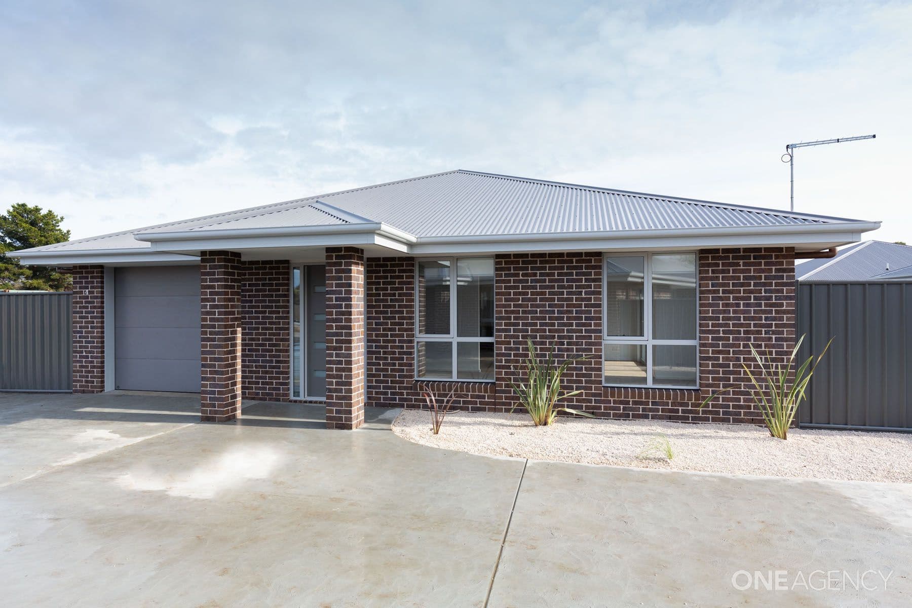 4 & 8/172 Wellington Street, Longford, Longford - Image 1