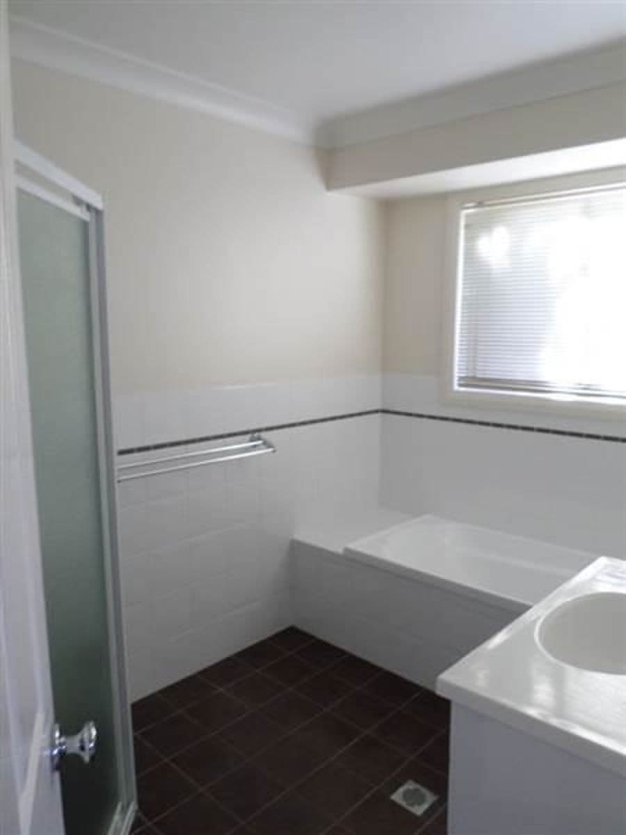 36 Barrima Drive, Glenfield Park, Glenfield Park - Thumbnail 3
