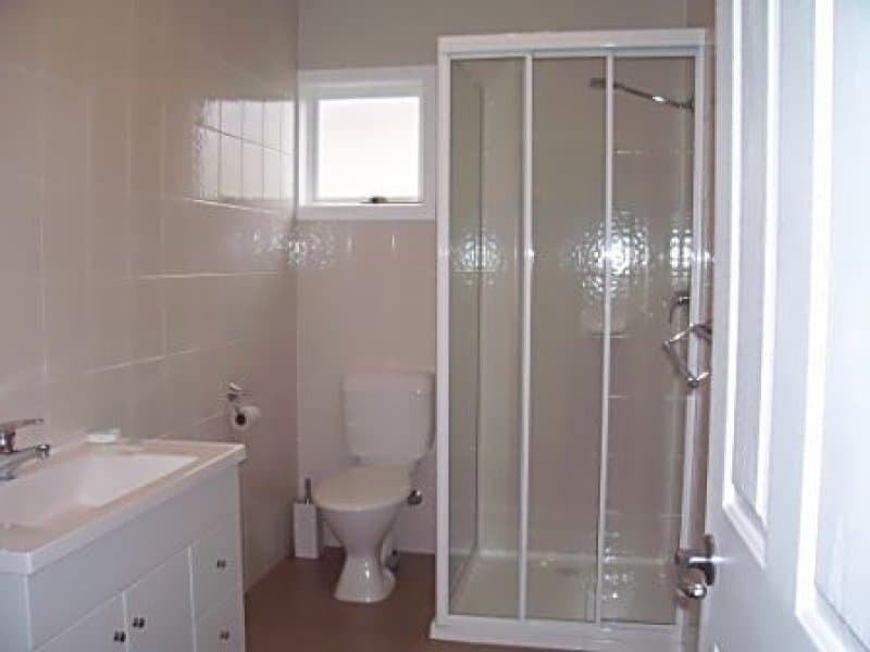 36 Scotsburn Avenue, Oakleigh South, Oakleigh South - Thumbnail 5